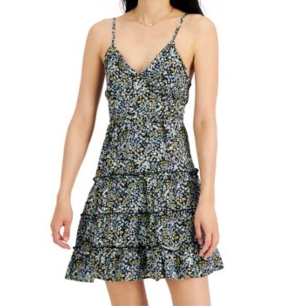 Cute Just Polly Printed V-Neck Tiered Dress, Size L